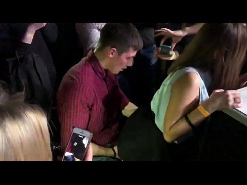 ❤️ Рэальны сэкс у рускім начным клубе. 18-гадовую расейку ў анус і похву трахнулі ў начным клубе Порна vk у порна be.fotonovelasxxx.ru ❌